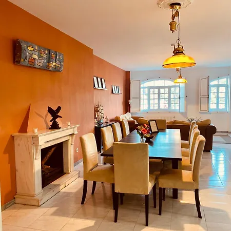 Villa Alameda House